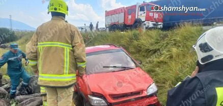 Քուչակ գյուղում «Opel»-ը բախվել է հողաթմբերին ու քարերին և հայտնվել դաշտում. կա 6 վիրավոր. shamshyan.com
