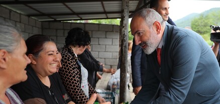 2000 դրամ տուր, տար․ վարչապետն ու նախարարը գնումներ են կատարել