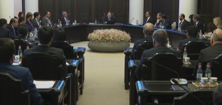 Փաշինյանը հորդորեց «կաբինետից» դուրս աշխատել՝ իրական կյանքի իրական ինֆորմացիային տիրապետելու համար