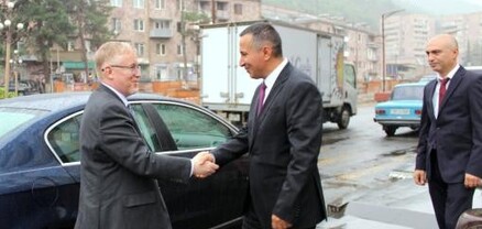 Ռոբերտ Ղուկասյանն այսօր ընդունել է ՀՀ-ում Կանադայի արտակարգ և լիազոր դեսպան Էնդրյու Թըրներին