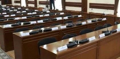 Երեւանի ավագանու ընդդիմադիր ուժերը պատրաստվում են անվստահություն հայտնել քաղաքապետին. Ժողովուրդ
