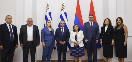 Հայաստան-Ուրուգվայ բարեկամական խմբի անդամները հանդիպել են Ուրուգվայից ժամանած պատվիրակության հետ