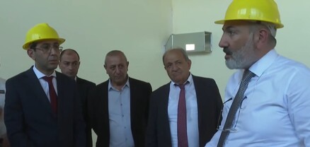 Վարչապետը Երասխում հետևել է սուբվենցիոն ծրագրով մարզադպրոցի կառուցման աշխատանքներին