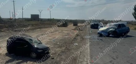 Արագածոտնի մարզում բախվել են «Lada»-ն ու «Opel Zafira»-ն. կան վիրավորներ. shamshyan.com