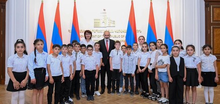 Ես ուզել եմ դառնալ տիեզերագնաց, ինչը չի ստացվել. Փաշինյանն ընդունել է Սառնաղբյուրի աշակերտներին