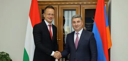 Գնել Սանոսյանն ընդունել է Հունգարիայի արտաքին գործերի նախարար Պետեր Սիյարտոյի գլխավորած պատվիրակությանը