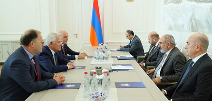 Վարչապետն ընդունել է Bank of Georgia-ի խորհրդի նախագահին