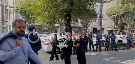 Շուտ պիտի մարդ դառնայիր․ սևազգեստ մայրերը՝ Էկոնոմիկայի նախարարին