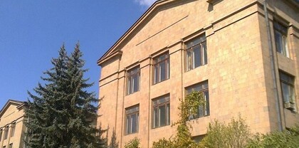 ՀՀ օրգանական և դեղագործական քիմիայի գիտահետազոտական կենտրոնի հարակից տարածքում շինարարությունը ժամանակավորապես դադարեցվել է