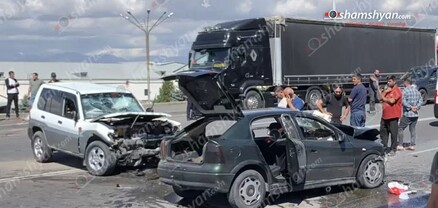 Թբիլիսյան խճուղում՝ «Litokol»-ի մոտ, բախվել են «Mitsubishi Pajero»-ն ու «Opel Astra»-ն. կա 6 վիրավոր. shamshyan.com