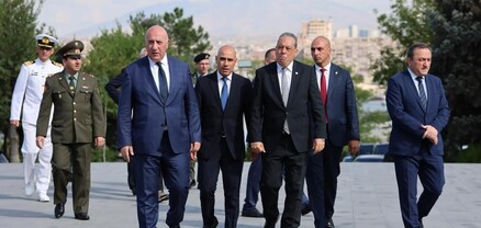 Կիպրոսի պաշտպանության նախարարն այցելել է «Եռաբլուր» զինվորական պանթեոն