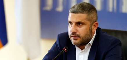 Իշխանությունների համար սովորական է դարձել ծնողների անունով գնումներ անելը. հերթը Արմեն Փամբուխչյանի թոշակառու հորն է. Ժողովուրդ