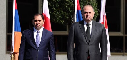 Վրաստանում Սուրեն Պապիկյանին դիմավորել են հանդիսավոր արարողությամբ
