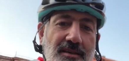 Փաշինյանը կրկին հեծանվային զբոսանք է իրականացրել Երևանում