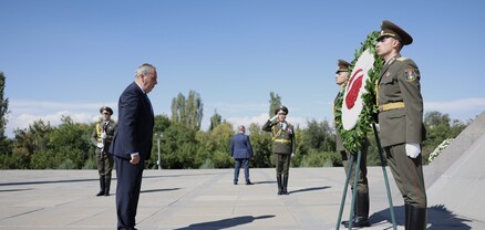Կիպրոսի պաշտպանության նախարարն այցելել է Հայոց ցեղասպանության հուշահամալիր