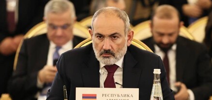 Գերագույն մուրացիկը․ Հրապարակ