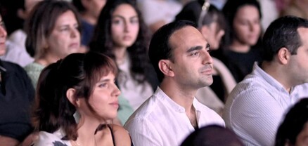 Սիրելի՛ ուսուցիչներ, սրտանց շնորհավորում եմ ձեզ ուսուցչի միջազգային օրվա առթիվ. Ավինյան
