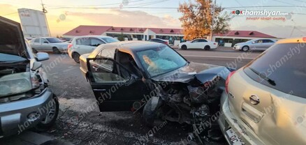 Երևանում «Mercedes»-ը բախվել է բենզատար բեռնատարին, ապա 5 «Nissan»-ներին. shamshyan.com