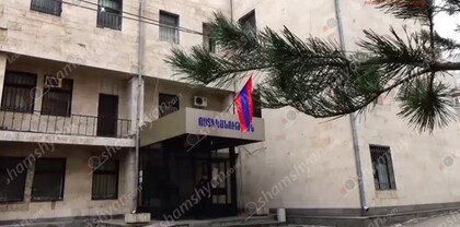 Երևանում տղամարդը հարվածել է 86-ամյա թոշակառուի գլխին, նա էլ դանակահարել է տղամարդուն. shamshyan.com