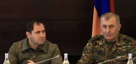 Տեղի է ունեցել Պապիկյանի և լրագրողների՝ ԶՈՒ գործունեության վերաբերյալ հարցուպատասխան քննարկում