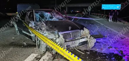 Արարատի մարզում բախվել են BMW X5-ն ու Mercedes-ը․ վարորդները հոսպիտալացվել են. shamshyan.com