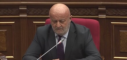 ՔՊ-ական պատգամավոր Հովիկ Աղազարյանն առաջարկում է ավելացնել արագաչափերը