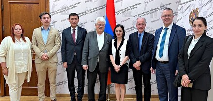 Ժաննա Անդրեասյանը հանդիպել է «Կոնրադ Ադենաուեր» հիմնադրամի ներկայացուցիչների հետ