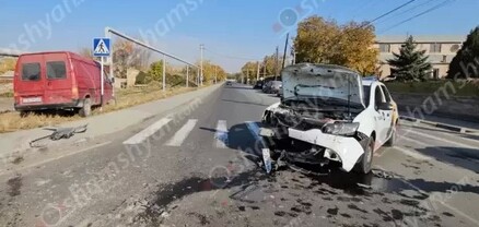 Նոր Գեղիի խաչմերուկում բախվել են 2 «Ford Tranist»-ները, 2 «Opel»-ներն ու «Renault»-ը․ օպերատիվ են գործել պարեկները․ shamshyan.com