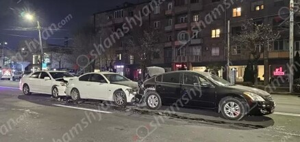 Երևանում բախվել են Toyota-ն, BMW-ն ու Nissan-ը. կա վիրավոր. shamshyan.com