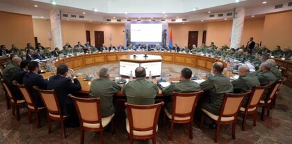 ՊՆ առանցքային պաշտոնները թափուր են․ Հրապարակ