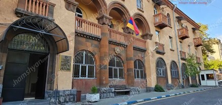 Երևանում կինը ոստիկաններին հայտնել է, որ 3 տարի առաջ իր ծանոթը իրեն փորձել է բռնաբարել և 20 մլն դրամ է հափշտակել իրենից. shamshyan.com