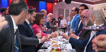 «Իմ քայլի» դրամահավա՞ք, թե՞ նվաստացնող ռեկետ