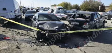 Արարատի մարզում բախվել են BMW-ն, Mercedes Sprinter-ը, Opel-ը, Mercedes-ն ու բեռնատարը. կան վիրավորներ. shamshyan.com