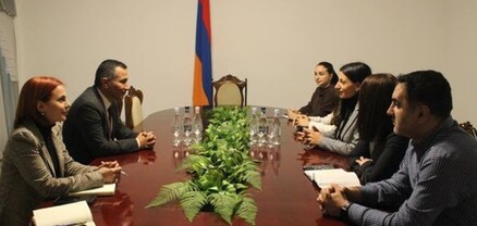 Անահիտ Մանասյանը հանդիպել է Սյունիքի մարզպետի հետ