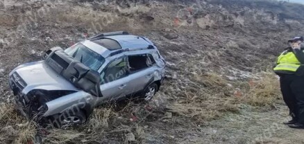 Պտղնի գյուղում հայտնաբերվել է կողաշրջված Hyundai Tucson․ պարզվել է վարորդի ինքնությունը․ shamshyan.com