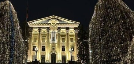 Որքան գումար է հատկացվել ԱԺ այգու ամանորյա ձևավորման համար. Ժողովուրդ