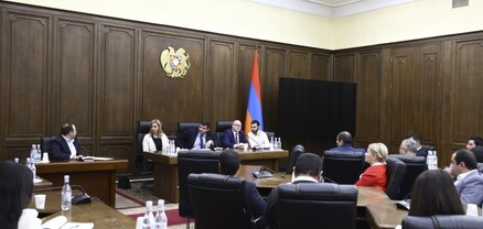 Արման Եղոյանը հանդիպել է Հայաստանի գինեգործության ոլորտի ներկայացուցիչների հետ