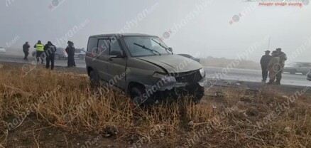 Արագածոտնի մարզում բախվել են ՀՀ ՊՆ համարներով «UAZ Patriot»-ն ու 2 «Opel»-ները. կա 3 վիրավոր. shamshyan.com