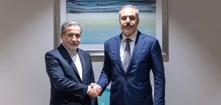 Հանդիպել են Իրանի և Թուրքիայի ԱԳ նախարարները