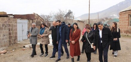 Անահիտ Մանասյանն այցելել է Արագածոտնի մարզի եզդիական բնակչություն ունեցող բնակավայրեր