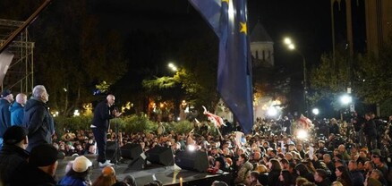 Թբիլիսիում ընդդիմության կողմնակիցները կրկին հավաքվել են խորհրդարանի շենքի մոտ