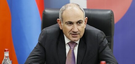 Փաշինյանը սկսել է հետևել կնոջ օրինակին ու ներկայացնել սոցիալական ցանցի իր էջի դիտումները