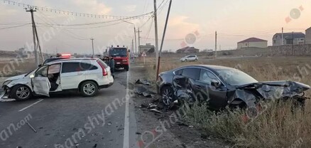 Զովունիում՝ ռեստորանի մոտ, բախվել են Mazda 6-ն ու Honda-ն. կա վիրավոր. մեղավորը եղել է Honda-ի վարորդը. shamshyan.com