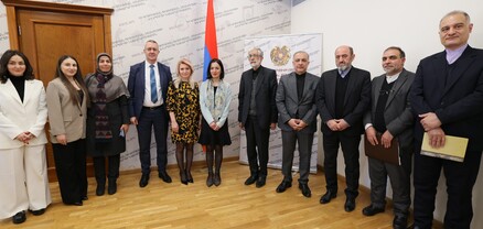 Քննարկվել են պարսկերենի ուսուցման զարգացման հնարավորությունները