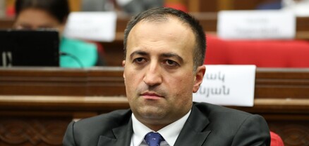 Արսեն Թորոսյանը ԱՆ նախարարին պաշտոնանկ անելու պլաններ ունի. Ժողովուրդ