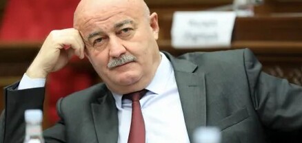 Աղազարյանը դիմել է դատախազություն` պարզելու, թե ինչպես են իր տվյալները հայտնվել երրորդ անձի  մոտ