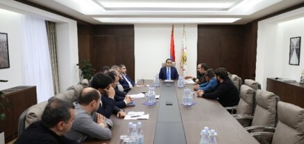 Տիգրան Ավինյանը հանդիպել է «Հաղթանակ» թաղամասի բնակիչների հետ