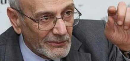 Տոպրակ վաճառելով՝ մթերային խանութները «օդից» գումար են վաստակում
