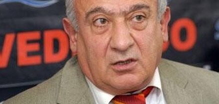 Մեր հայրենիքը տիեզերքում է․ չարենցագետը՝ Չարենցի գիրքը տիեզերք ուղարկելու մասին