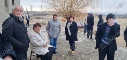Արագածոտնի մարզի Աղձք գյուղի բնակիչները խնդրում ու պահանջում են իրենց համագյուղացուց աճուրդով գնված հողը հետ վաճառել նրան․ shamshyan.com
